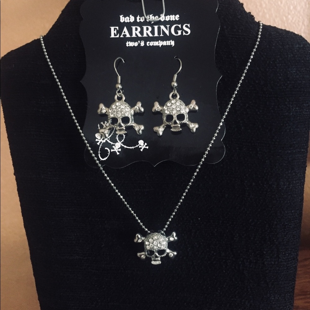 Skull Necklace & Earring Set